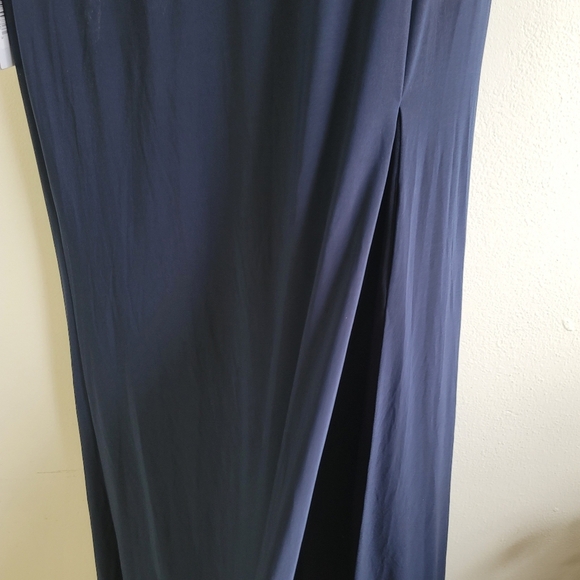 Ieena for Mac Duggal, V-Neck Ruched‎ Jersey Gown, Navy, Size 10, NWT - Picture 8 of 10